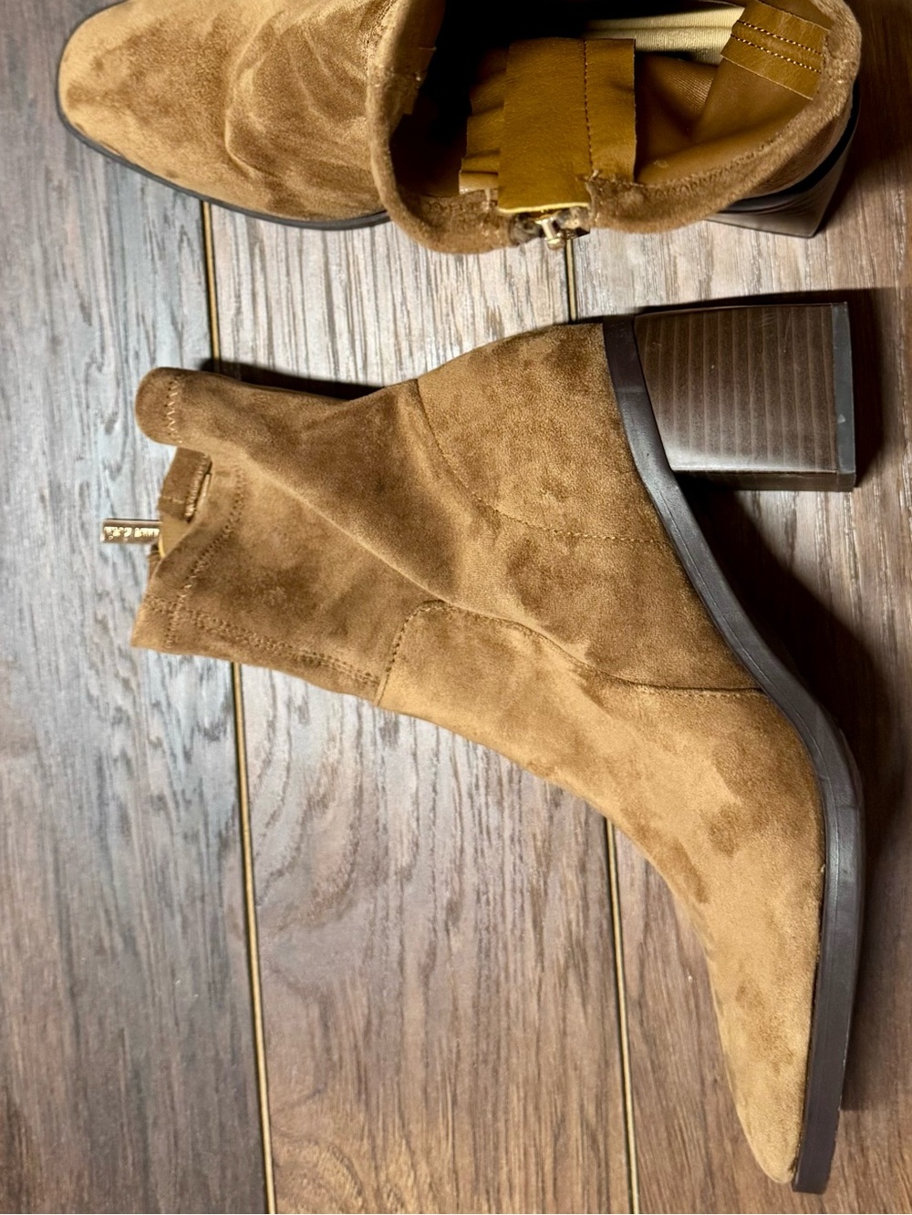 Anne Klein Suede Block Heel Booties Boots Tan Brown 8.5